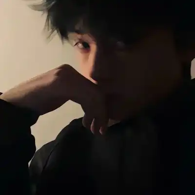 杨逸飞